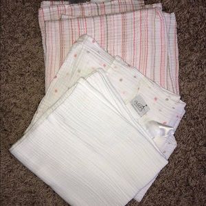 3 FOR $15 Aden and Anais Blankets